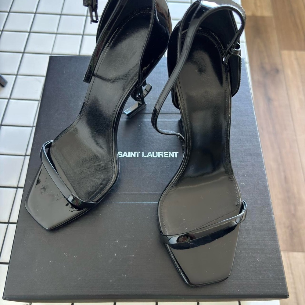 Saint Laurent Glossy Black Heels